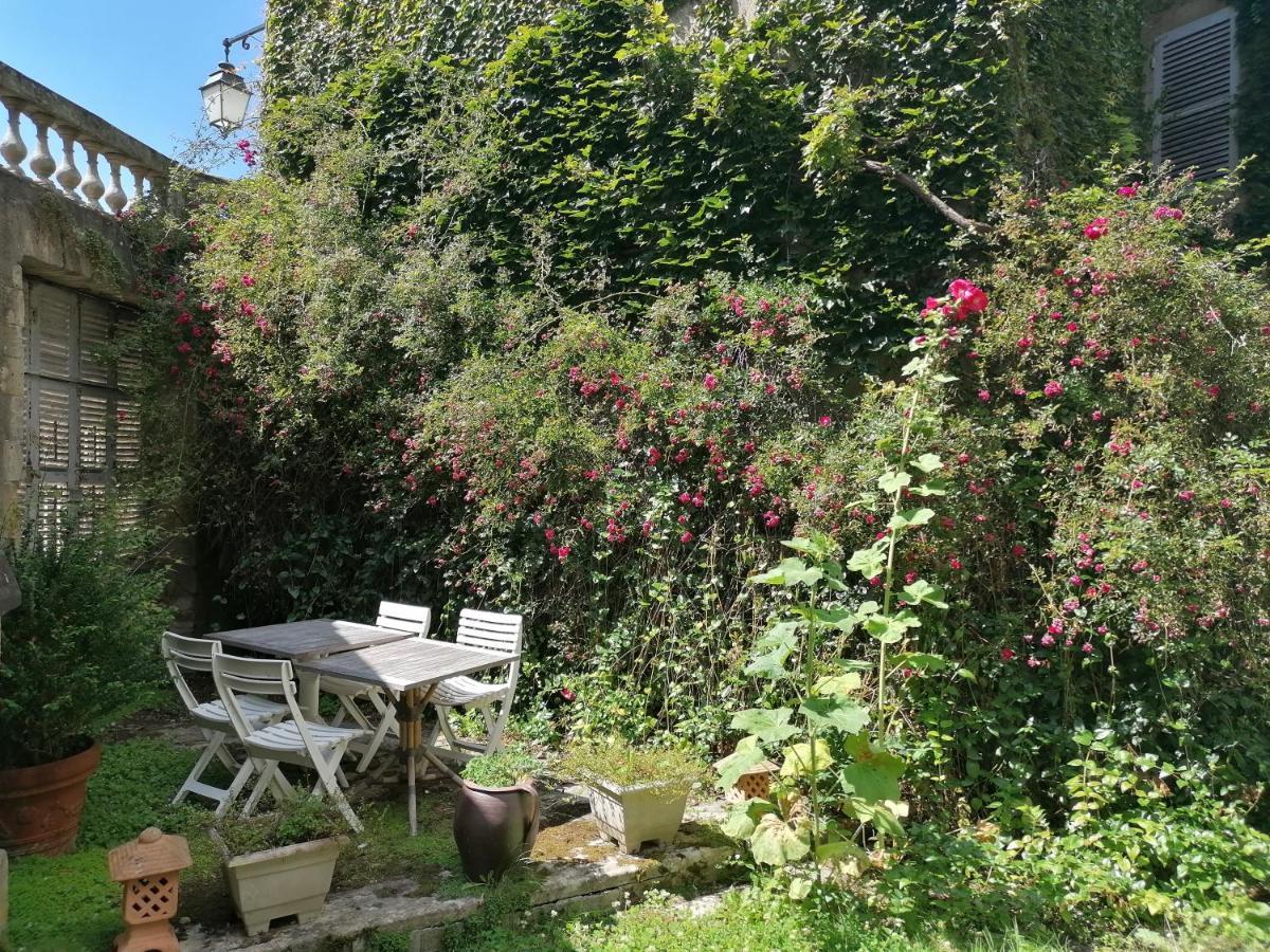 Jardin Et Hotel Particulier Bayeux Exterior foto